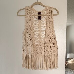 Wallpapher Crochet Fringe Vest - Cream